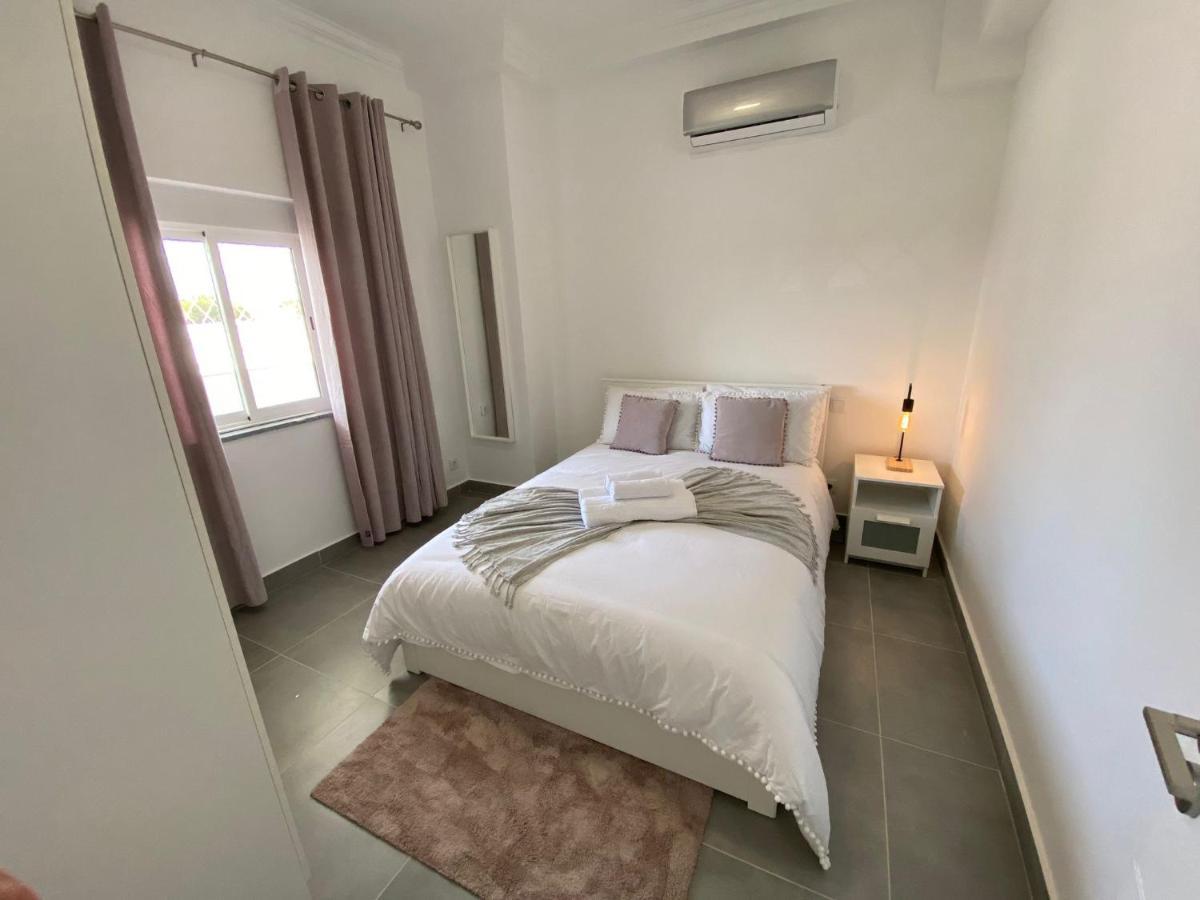 Casa Com Terraco E Piscina Sagres Apartman Kültér fotó