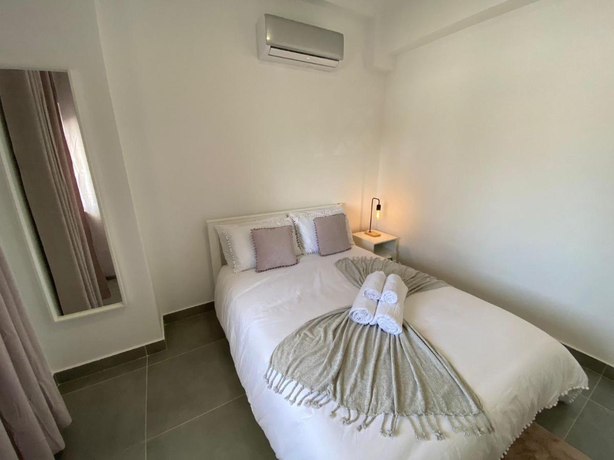 Casa Com Terraco E Piscina Sagres Apartman Kültér fotó